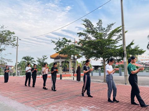 第十届青少年佛学生活营《丢丢的脚印》 照片 17