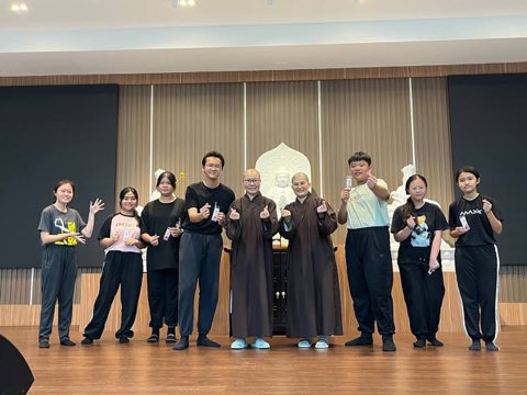 第十届青少年佛学生活营《丢丢的脚印》 照片 22