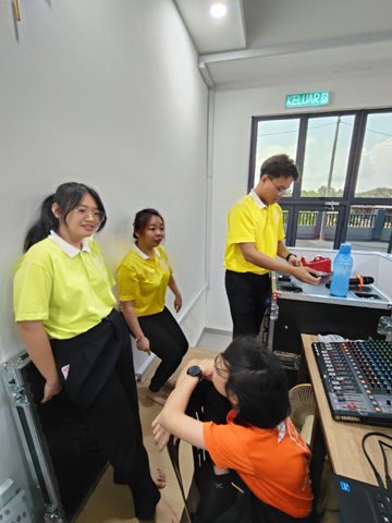 第十届青少年佛学生活营《丢丢的脚印》 照片 36