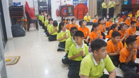 第十届青少年佛学生活营《丢丢的脚印》 照片 144