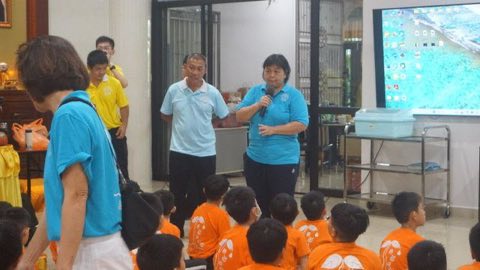 第十届青少年佛学生活营《丢丢的脚印》 照片 145