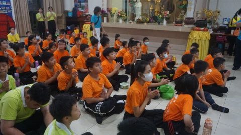 第十届青少年佛学生活营《丢丢的脚印》 照片 146