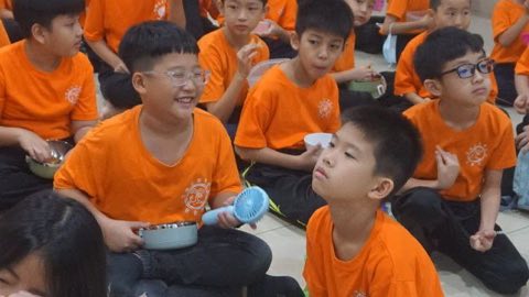 第十届青少年佛学生活营《丢丢的脚印》 照片 159