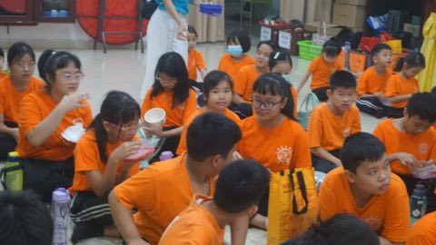 第十届青少年佛学生活营《丢丢的脚印》 照片 173