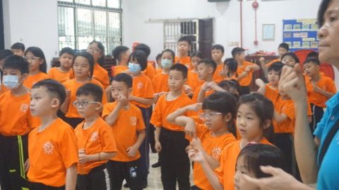 第十届青少年佛学生活营《丢丢的脚印》 照片 228