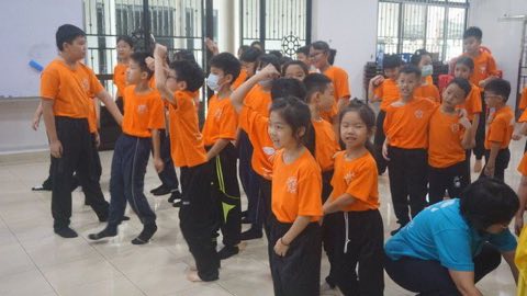 第十届青少年佛学生活营《丢丢的脚印》 照片 245