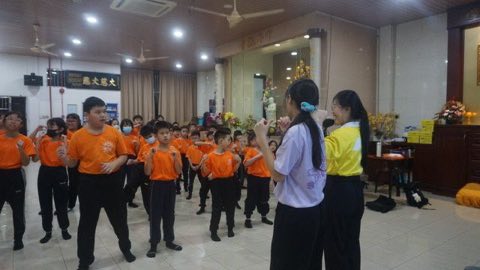 第十届青少年佛学生活营《丢丢的脚印》 照片 260
