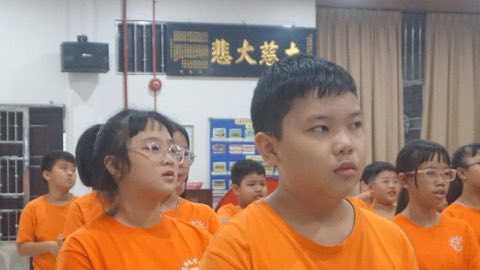第十届青少年佛学生活营《丢丢的脚印》 照片 275