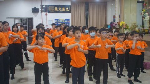 第十届青少年佛学生活营《丢丢的脚印》 照片 278