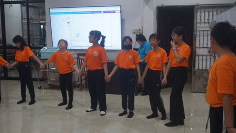 第十届青少年佛学生活营《丢丢的脚印》 照片 313