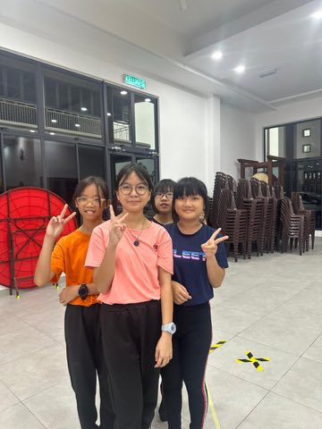 第十届青少年佛学生活营《丢丢的脚印》 照片 355