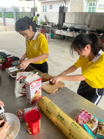 第十届青少年佛学生活营《丢丢的脚印》 照片 364
