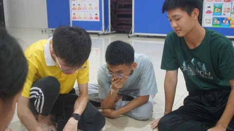 第十届青少年佛学生活营《丢丢的脚印》 照片 409