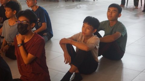 第十届青少年佛学生活营《丢丢的脚印》 照片 444