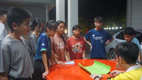 第十届青少年佛学生活营《丢丢的脚印》 照片 461