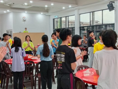 第十届青少年佛学生活营《丢丢的脚印》 照片 516