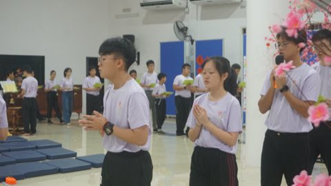 第十届青少年佛学生活营《丢丢的脚印》 照片 526