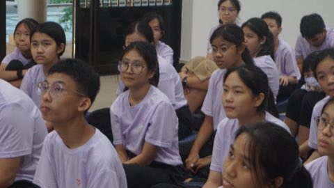 第十届青少年佛学生活营《丢丢的脚印》 照片 617