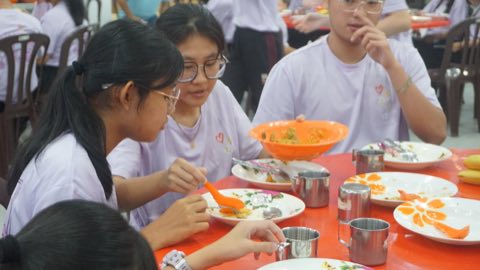 第十届青少年佛学生活营《丢丢的脚印》 照片 678
