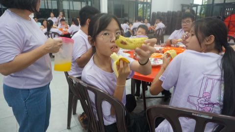 第十届青少年佛学生活营《丢丢的脚印》 照片 680