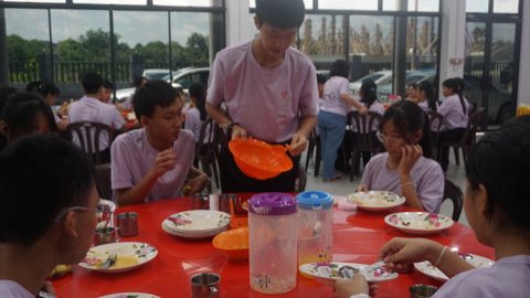 第十届青少年佛学生活营《丢丢的脚印》 照片 681
