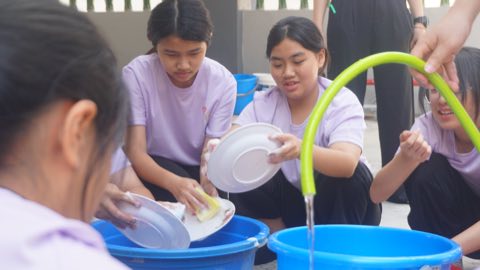 第十届青少年佛学生活营《丢丢的脚印》 照片 688