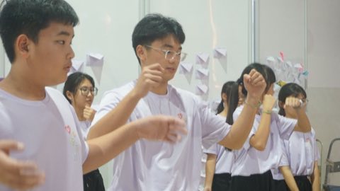 第十届青少年佛学生活营《丢丢的脚印》 照片 708