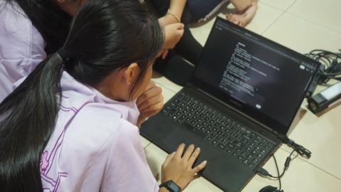 第十届青少年佛学生活营《丢丢的脚印》 照片 719