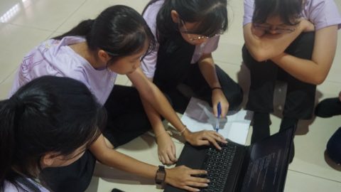 第十届青少年佛学生活营《丢丢的脚印》 照片 722