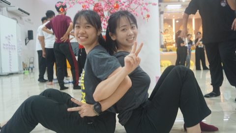 第十届青少年佛学生活营《丢丢的脚印》 照片 824