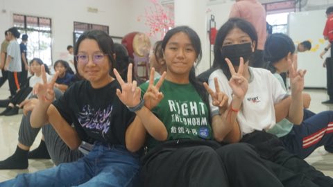 第十届青少年佛学生活营《丢丢的脚印》 照片 827