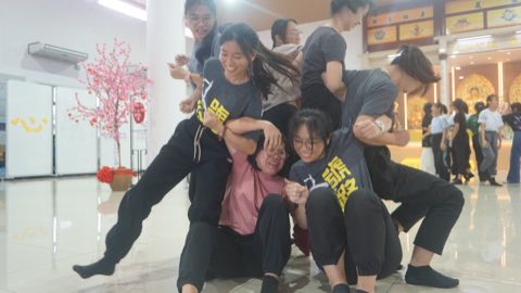 第十届青少年佛学生活营《丢丢的脚印》 照片 828