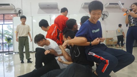 第十届青少年佛学生活营《丢丢的脚印》 照片 829