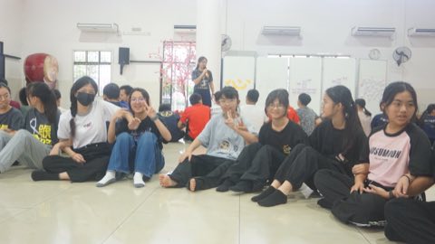 第十届青少年佛学生活营《丢丢的脚印》 照片 856