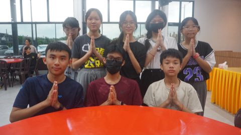 第十届青少年佛学生活营《丢丢的脚印》 照片 872