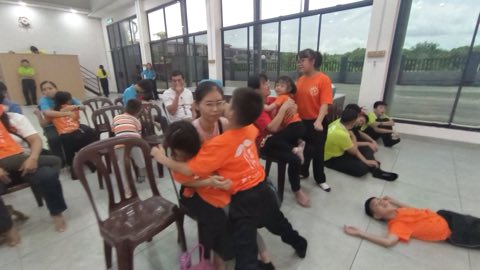 第十届青少年佛学生活营《丢丢的脚印》 照片 903