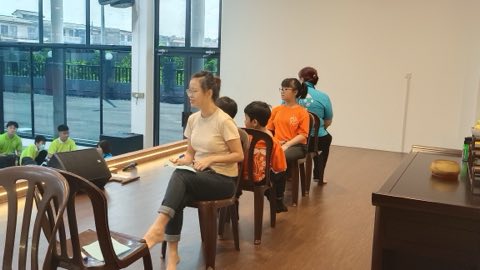 第十届青少年佛学生活营《丢丢的脚印》 照片 970