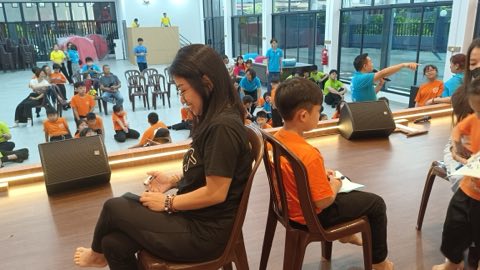 第十届青少年佛学生活营《丢丢的脚印》 照片 983