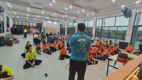 第十届青少年佛学生活营《丢丢的脚印》 照片 989