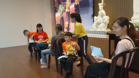 第十届青少年佛学生活营《丢丢的脚印》 照片 994