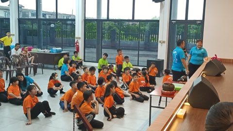 第十届青少年佛学生活营《丢丢的脚印》 照片 1004