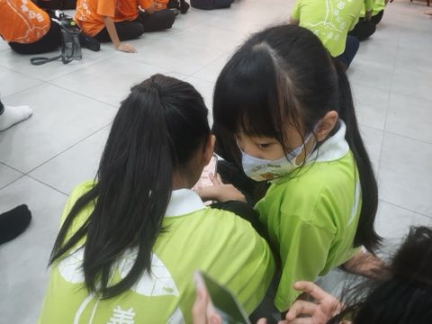 第十届青少年佛学生活营《丢丢的脚印》 照片 1010