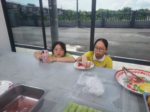 第十届青少年佛学生活营《丢丢的脚印》 照片 1029