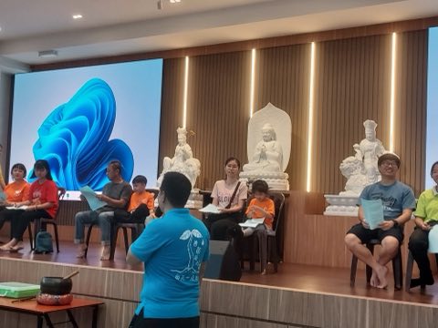 第十届青少年佛学生活营《丢丢的脚印》 照片 1050