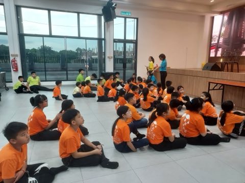 第十届青少年佛学生活营《丢丢的脚印》 照片 1058