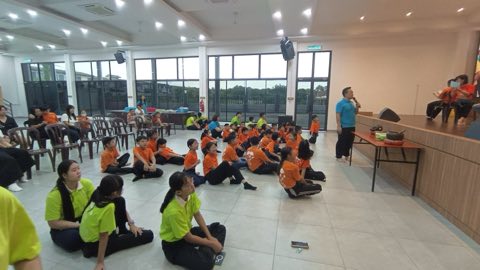 第十届青少年佛学生活营《丢丢的脚印》 照片 1066