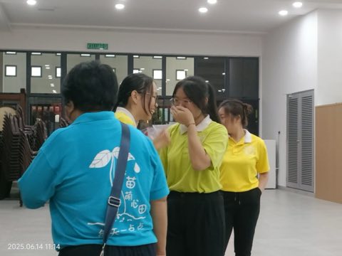 第十届青少年佛学生活营《丢丢的脚印》 照片 1071