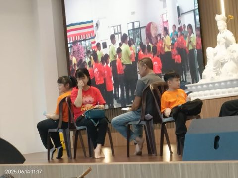 第十届青少年佛学生活营《丢丢的脚印》 照片 1081