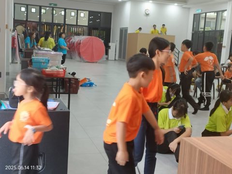 第十届青少年佛学生活营《丢丢的脚印》 照片 1092
