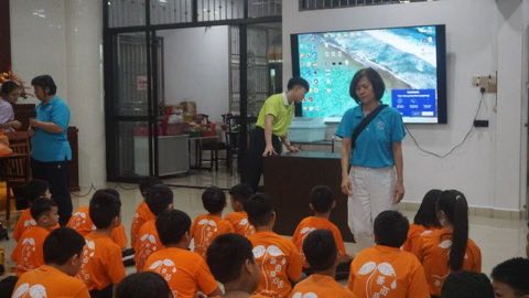 第十届青少年佛学生活营《丢丢的脚印》 照片 1210